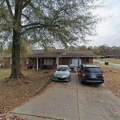 698 Ann Ave, Piggott, AR 72454