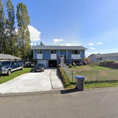 6980 Thebes St Ne, Bremerton, WA 98311