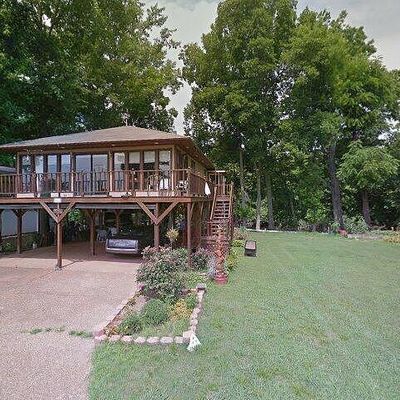 70 Point Way, Saltillo, TN 38370