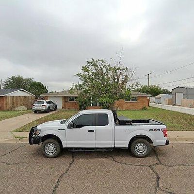 702 Sandelwood Dr, Midland, TX 79703