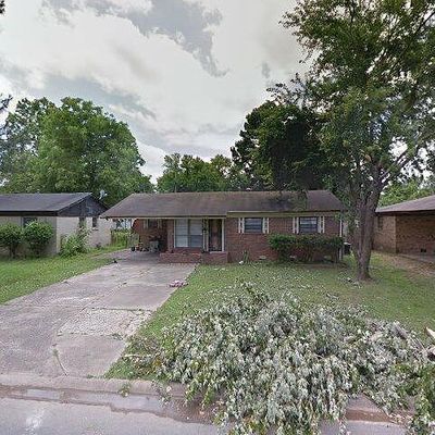 704 Ellen Dr, North Little Rock, AR 72117