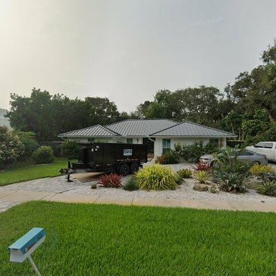 606 Bougainvillea Ln, Vero Beach, FL 32963