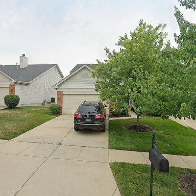 612 Hawk Run Dr, O Fallon, MO 63368