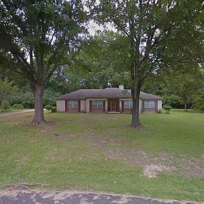 612 Oakland St, Aberdeen, MS 39730