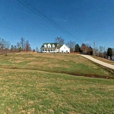 62 Ridgecrest Ln, Killen, AL 35645