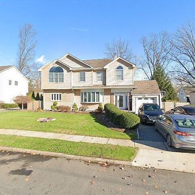 621 Fermery Dr, New Milford, NJ 07646