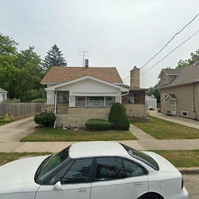 6213 37 Th Ave, Kenosha, WI 53142