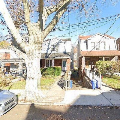 6335 Waldron St, Pittsburgh, PA 15217