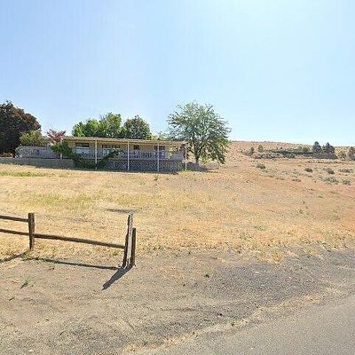 75017 N Overlook Dr, Benton City, WA 99320