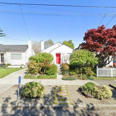 7740 10 Th Ave Nw, Seattle, WA 98117