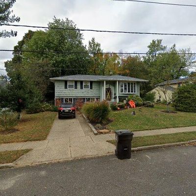 78 Princeton Dr, Delran, NJ 08075