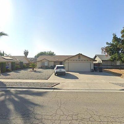 785 Rosewood Ln, Lemoore, CA 93245