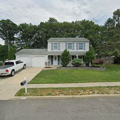 79 Concord Cir, Howell, NJ 07731