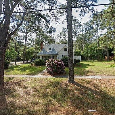 795 N May St, Southern Pines, NC 28387