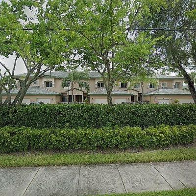 7961 Exeter Blvd E #102, Tamarac, FL 33321