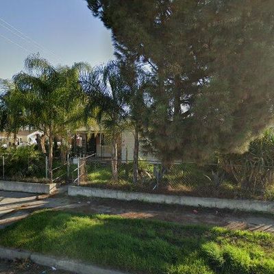 801 Woodrow Ave, Bakersfield, CA 93308