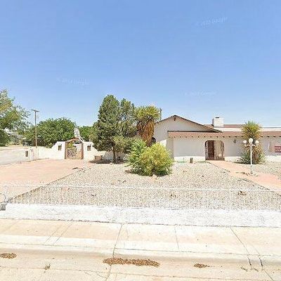 802 W J J Clarke Dr, Artesia, NM 88210