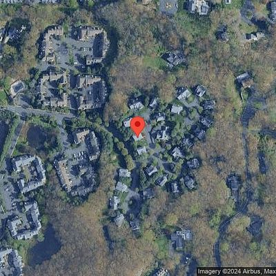 803 Foxboro Dr, Norwalk, CT 06851