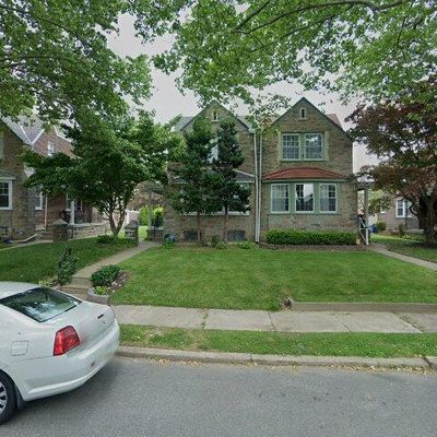 805 Glenview St, Philadelphia, PA 19111