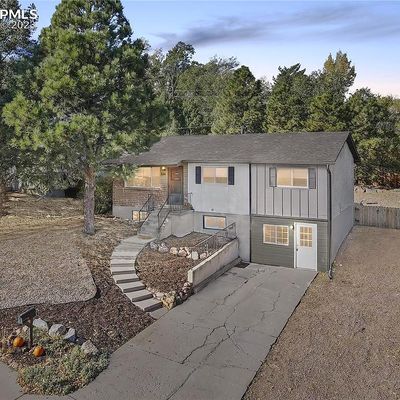 806 Paradise Lane, Colorado Springs, CO 80904