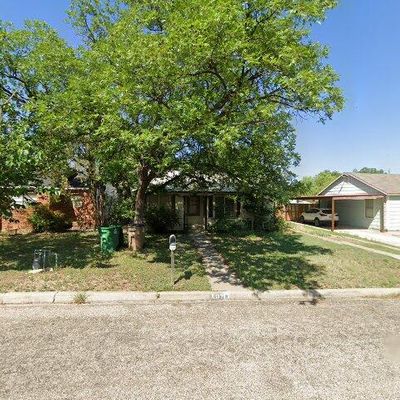 807 N Monroe St, San Angelo, TX 76901