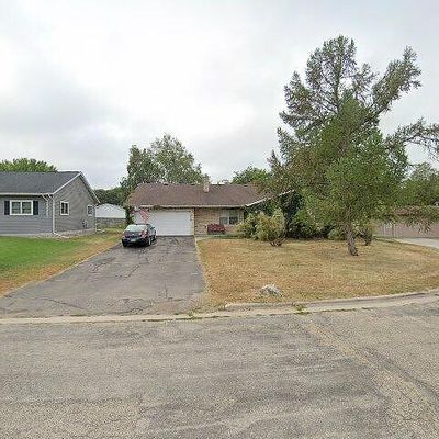 810 Lori Pl, La Crosse, WI 54603