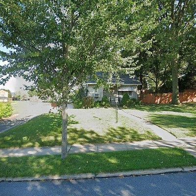 812 Douglass St, Wyomissing, PA 19610