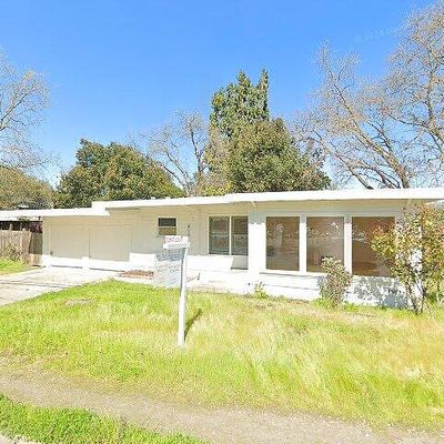 815 Elliott Ave, Santa Rosa, CA 95401