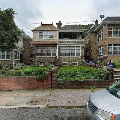 816 69 Th Ave, Philadelphia, PA 19126