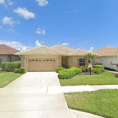 7076 Falcons Glen Blvd, Naples, FL 34113