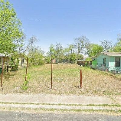 711 Sterling St, San Antonio, TX 78220