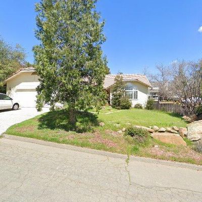 713 Oak Crest Cir, Placerville, CA 95667