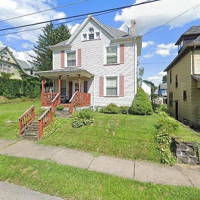 716 Carlisle St, New Castle, PA 16101