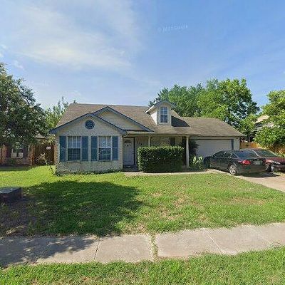 716 Peach St, Arlington, TX 76011