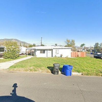 7169 Colwyn Ave, Highland, CA 92346