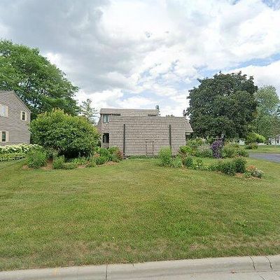 719 Bordeaux Rue, Green Bay, WI 54301