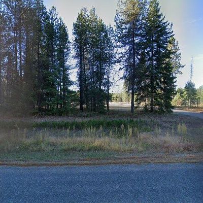 720 Skyhawk Dr, Spirit Lake, ID 83869