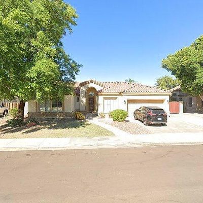 7236 W Aurora Dr, Glendale, AZ 85308