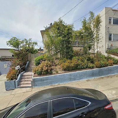 725 E 21 St St, Oakland, CA 94606