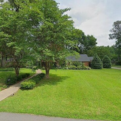 733 Pine Manor Dr, Hamburg, AR 71646