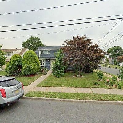 74 Hagaman St, Carteret, NJ 07008