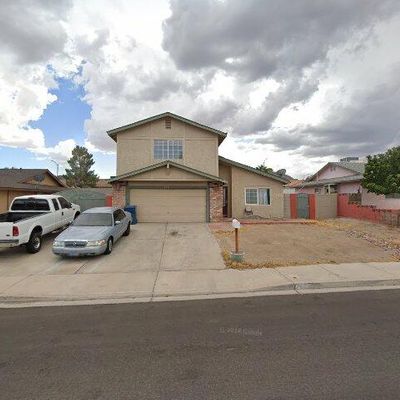 744 Willow Ave, Henderson, NV 89002