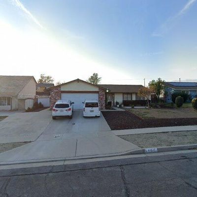 7464 Nelson Ave, Fontana, CA 92336