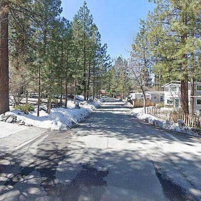 876 Lark Dr, Wrightwood, CA 92397