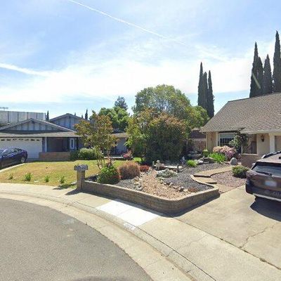 8812 Fontana Ct, Elk Grove, CA 95624