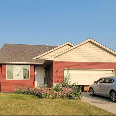 882 N Grant St, Ellsworth, WI 54011