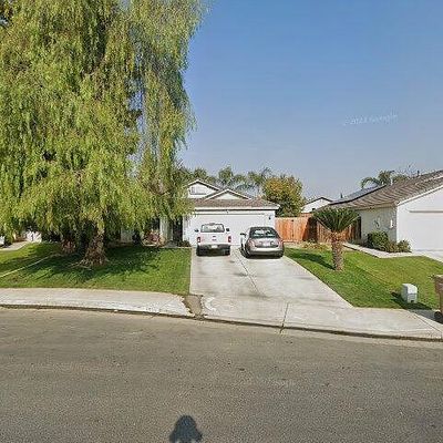 8900 Rollingbay Dr, Bakersfield, CA 93312