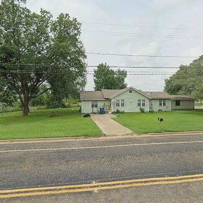 893 E Main St, Van, TX 75790