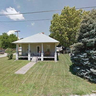 901 E Stevenson St, Taylorville, IL 62568