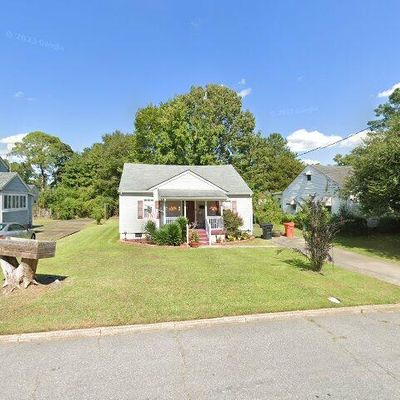 904 Bartlett Ave, Elizabeth City, NC 27909